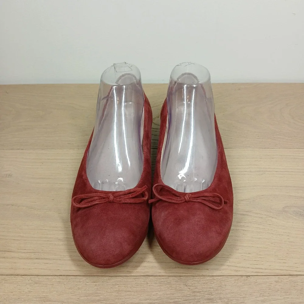 ECCO Flats Womens 10-10.5 Red Suede Bow Round Toe Preppy Balletcore Classic